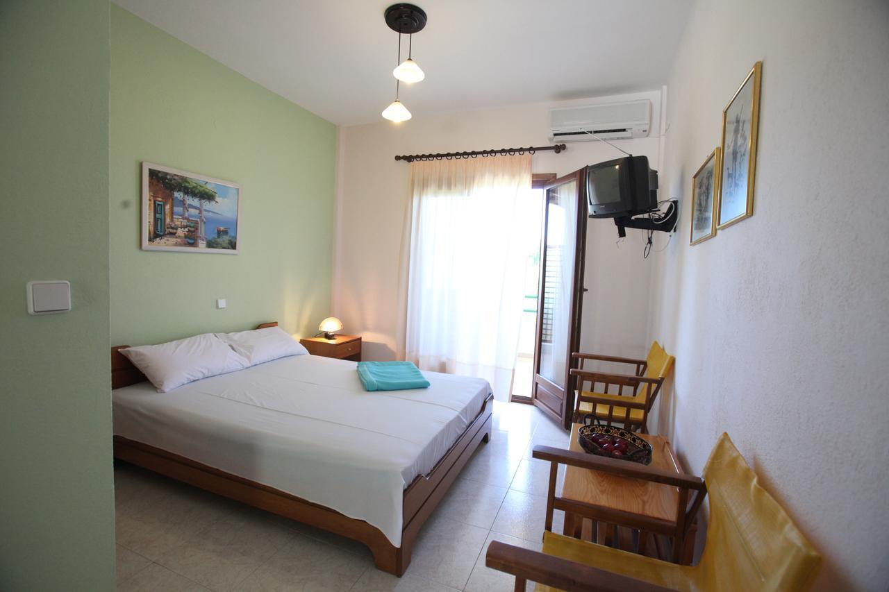Elena Apartments & Studios วูร์วูรู ภายนอก รูปภาพ