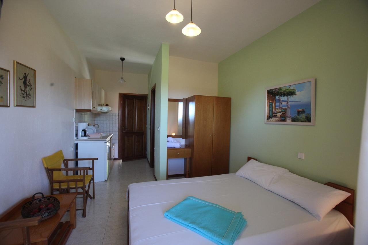 Elena Apartments & Studios วูร์วูรู ภายนอก รูปภาพ