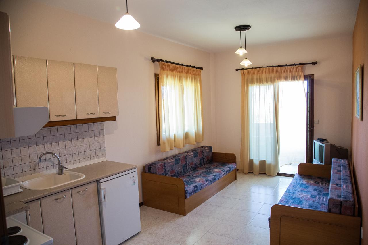Elena Apartments & Studios วูร์วูรู ภายนอก รูปภาพ